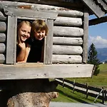 Daire Appartementhaus Zum Schneider Scheffau am Wilden Kaiser